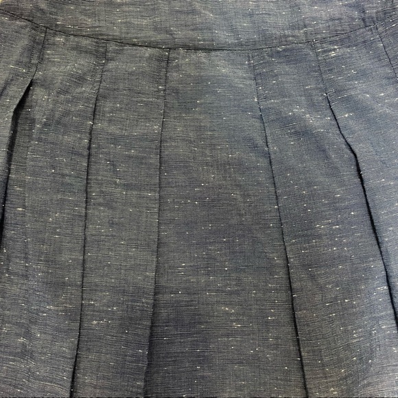 Boden pleated chambray a-line skirt. Size 8R. - Picture 2 of 5